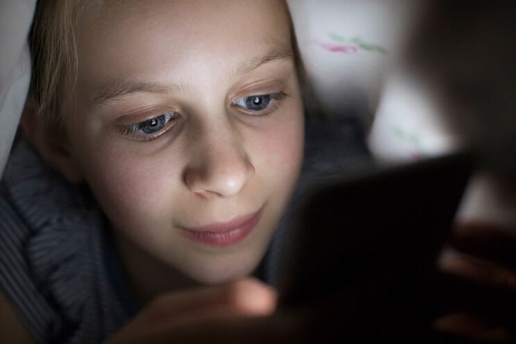 Artificial Light Is it Bad for Your Health? 1 Artificial Light